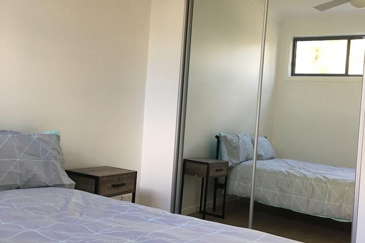 Room 9 of 27