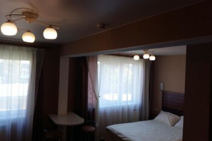 Room 5 of 13
