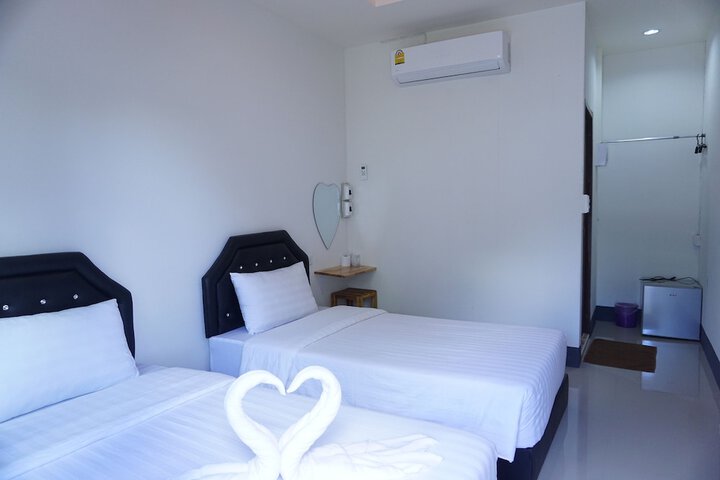 Room 15 of 21