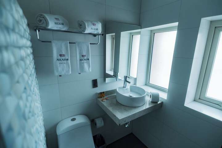 Room 89 of 102