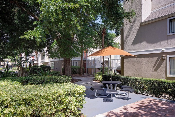 BBQ/picnic area