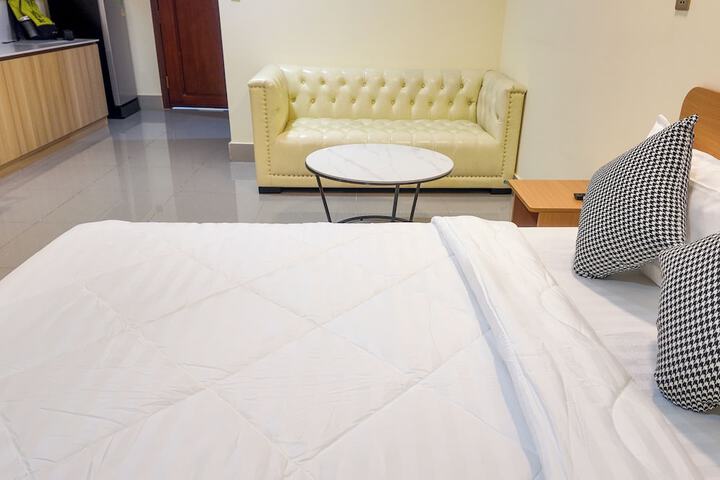 Room 6 of 40
