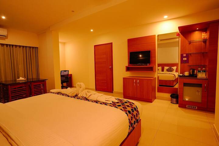 Room 5 of 38