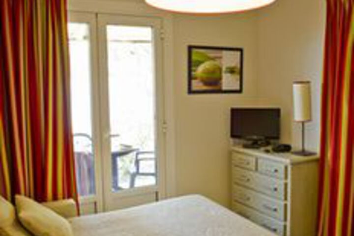 Room 20 of 33