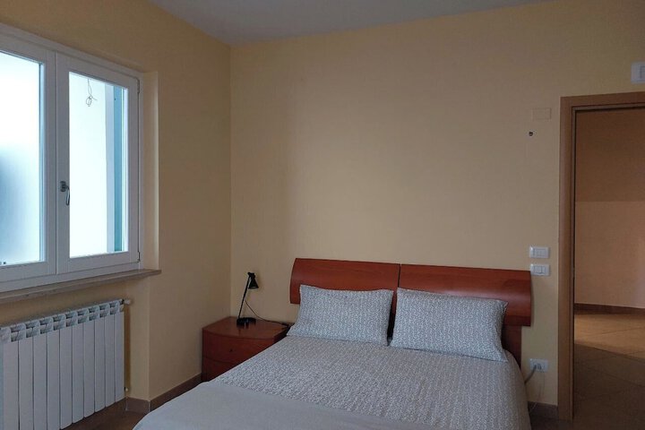 Room 12 of 42