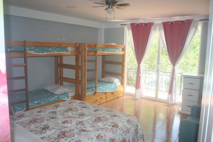 Room 10 of 53