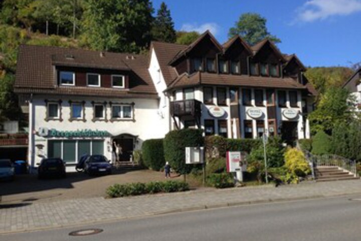 Hotel 16 of 43