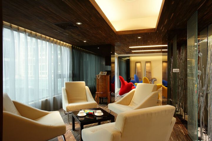 Hotel Interior 5 of 54