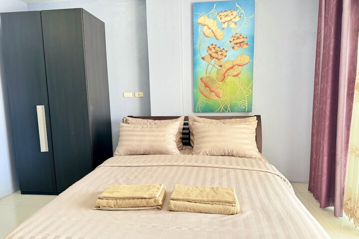 Room 32 of 95