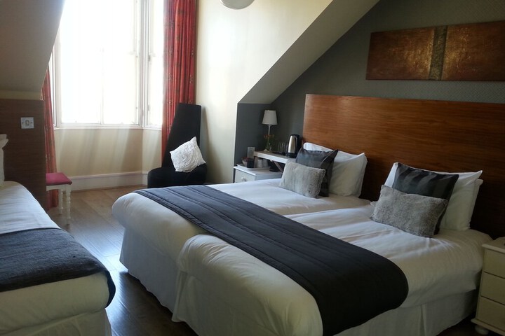 Room 15 of 43