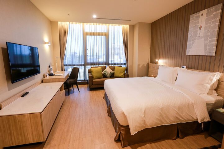 Room 4 of 45