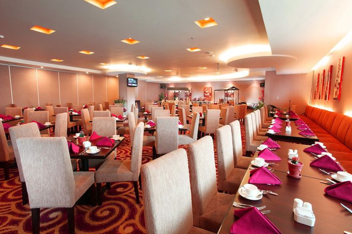 Dining Photos