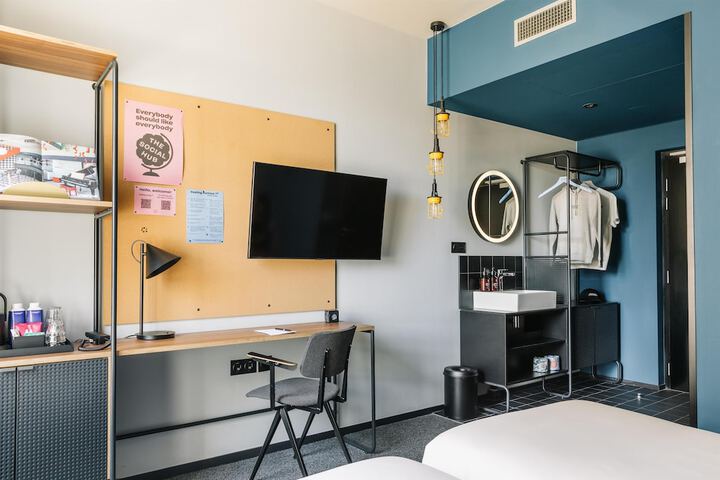 Room 29 of 123