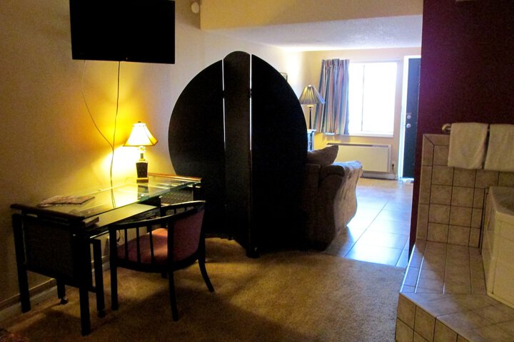 Room 9 of 219