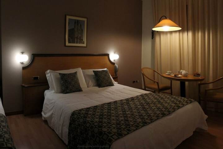 Room 12 of 63
