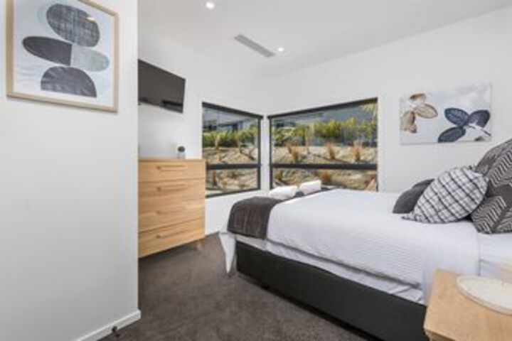 Room 7 of 20
