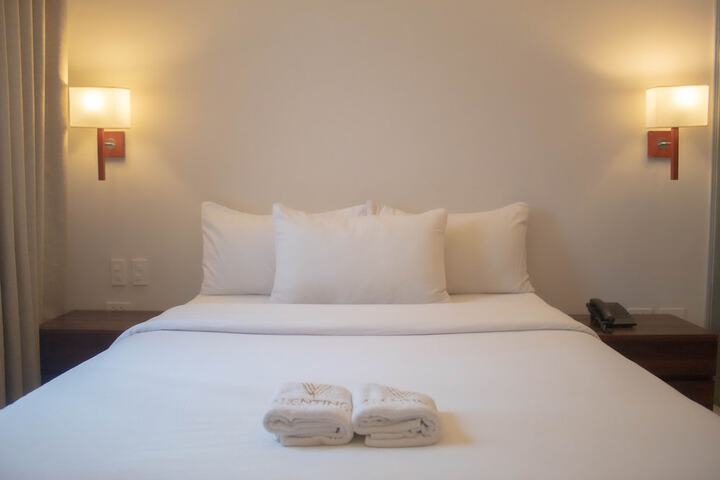 Room 4 of 66