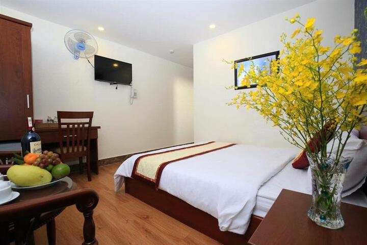 LUU LY HOTEL