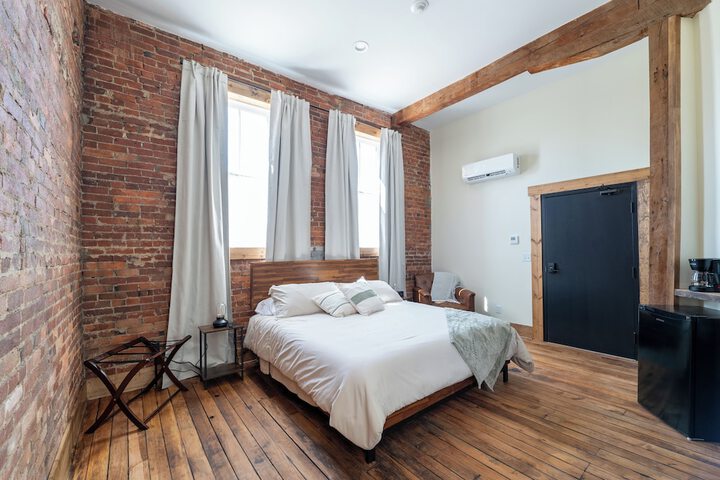 Room 7 of 39