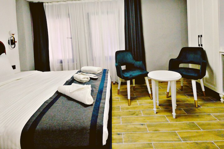 Room 36 of 42