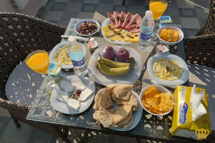 Breakfast/Coffee Service 16 of 21