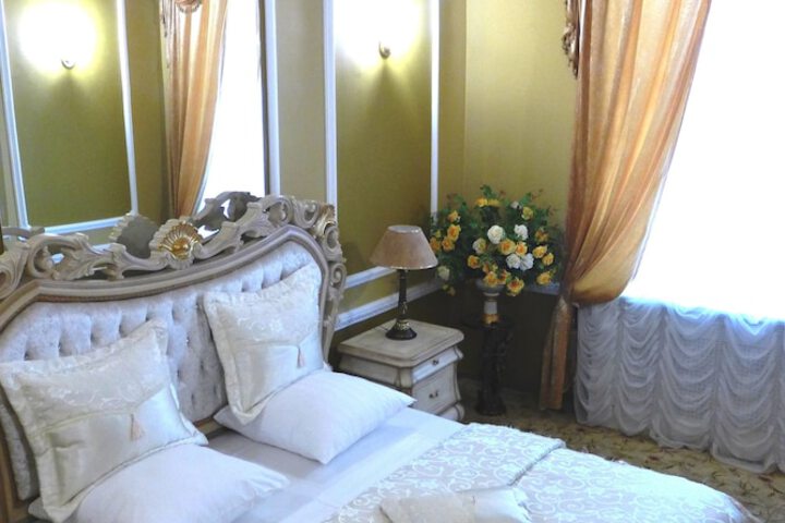Room 4 of 56