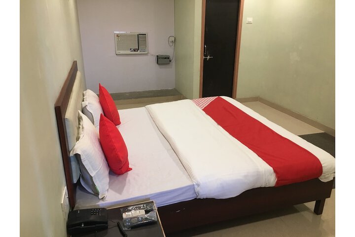 Room 7 of 13