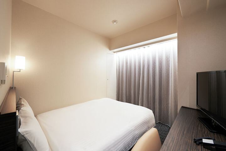 Room 19 of 49
