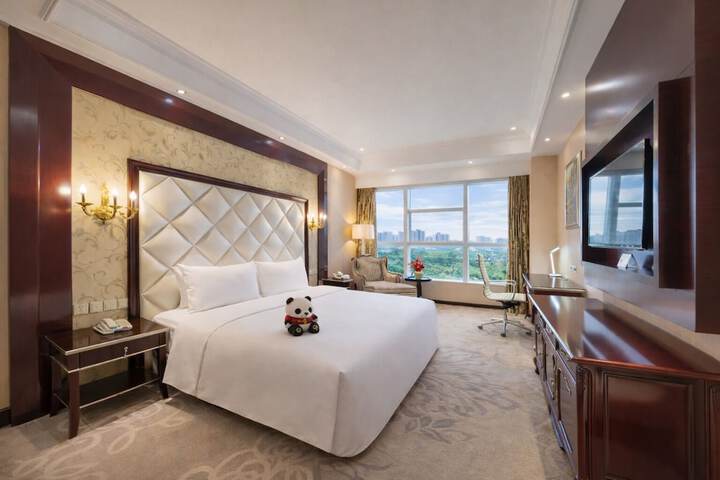 Room 11 of 53