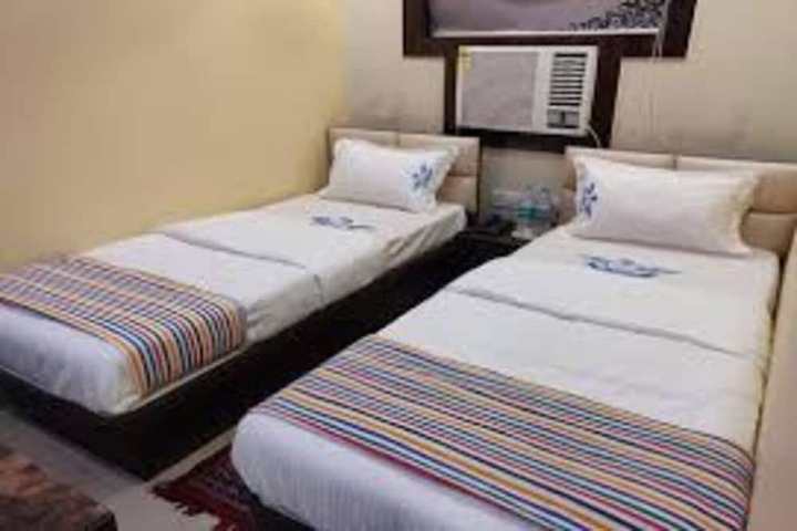 Room 6 of 19