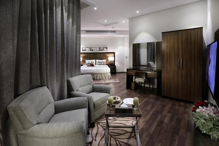 Room 12 of 71