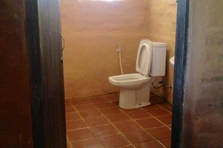 Room 15 of 40
