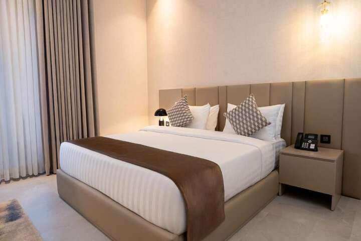 Room 3 of 13