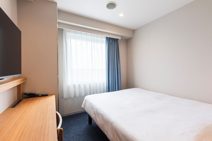 Room 19 of 42
