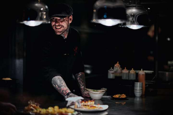Dining 53 of 61