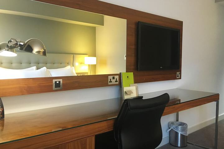 Room 12 of 81