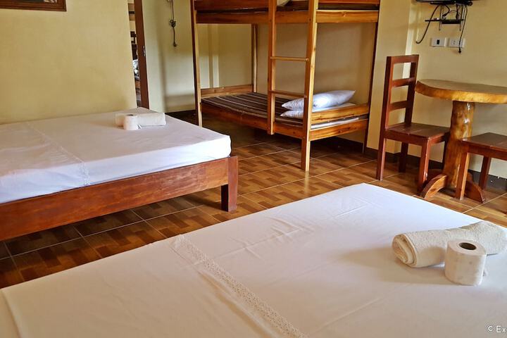 Room 4 of 66