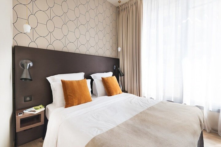 Room 4 of 46