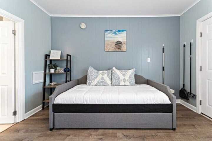 Room 8 of 41