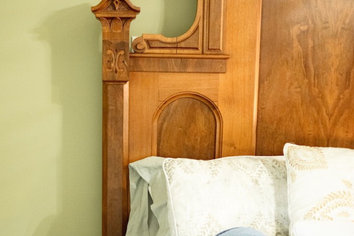 Room 13 of 230