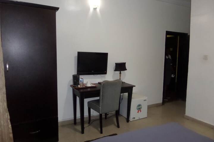 Room 14 of 20
