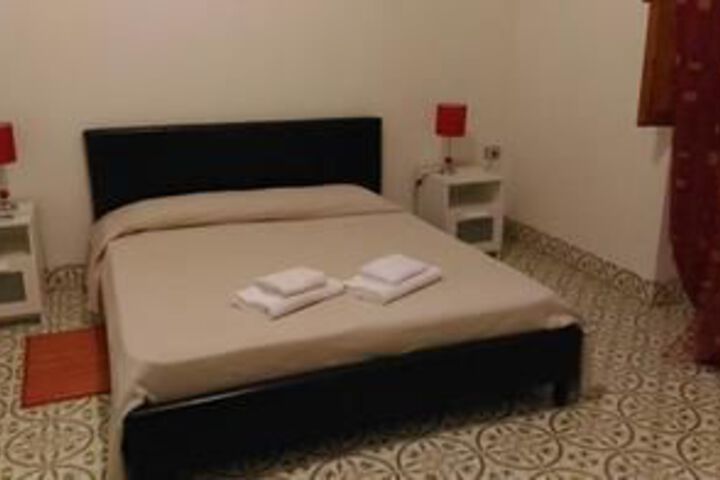 Room 28 of 39