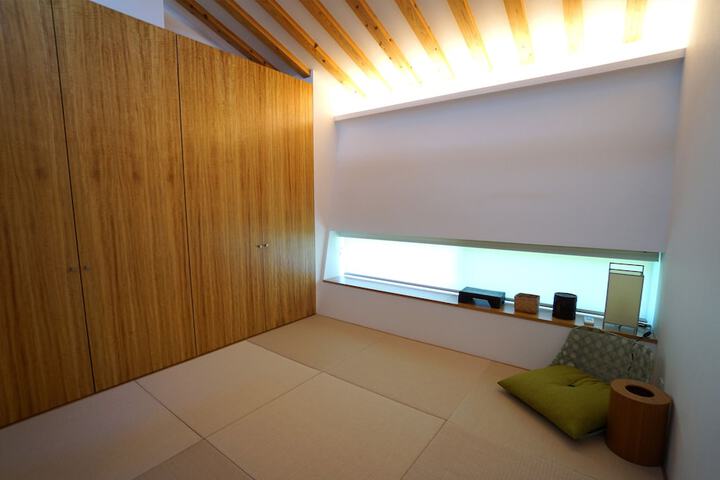 Room 21 of 72