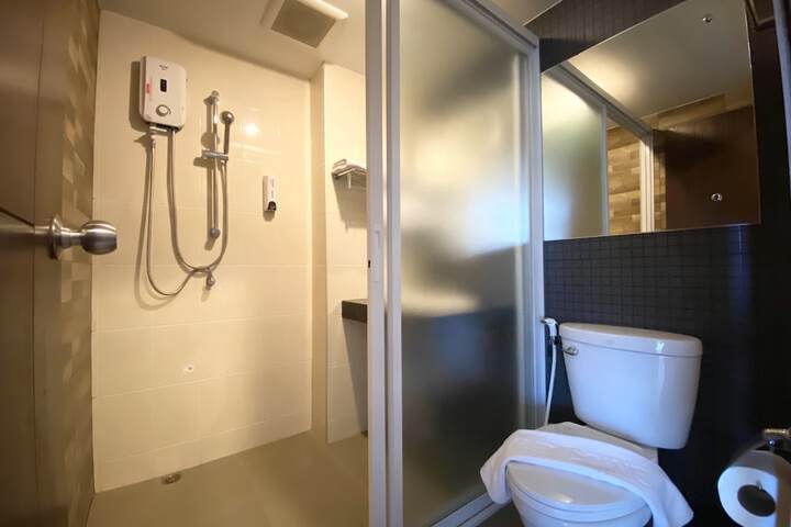 Room 32 of 52