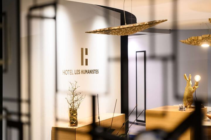 Hotel Interior 4 of 59