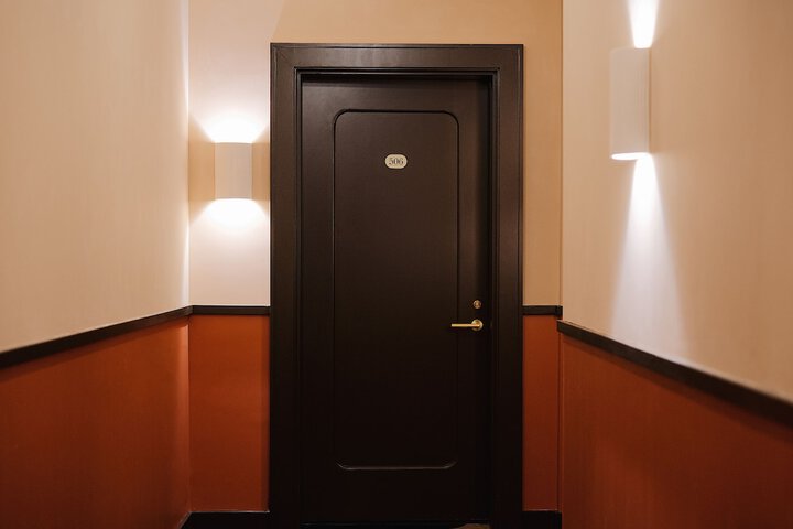 Ballroom/Hall 64 of 72