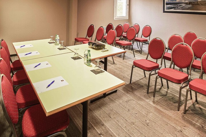 Meeting 52 of 63