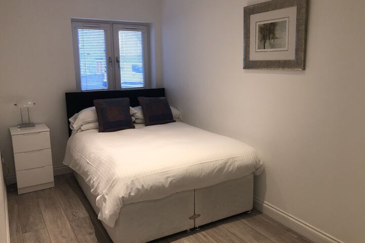 Room 8 of 37