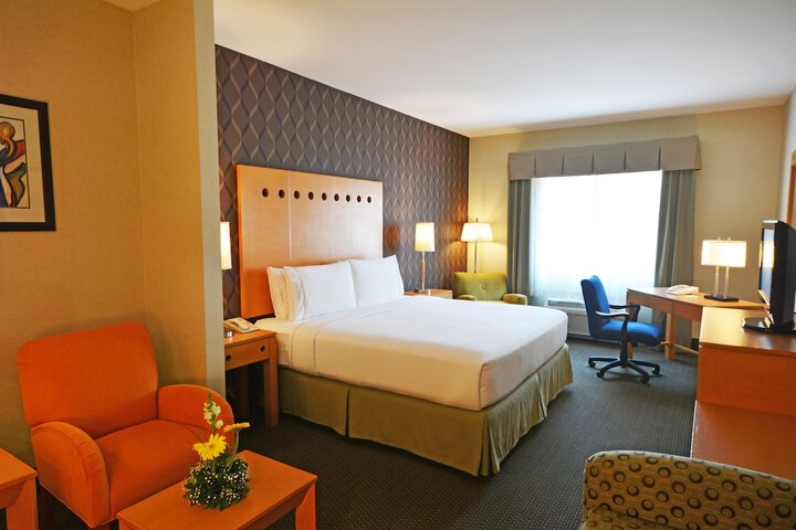 Room 14 of 50