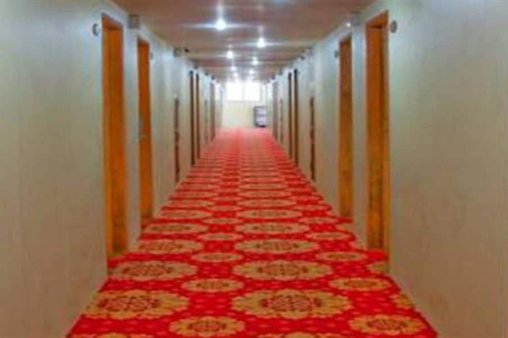 Ballroom/Hall 26 of 32